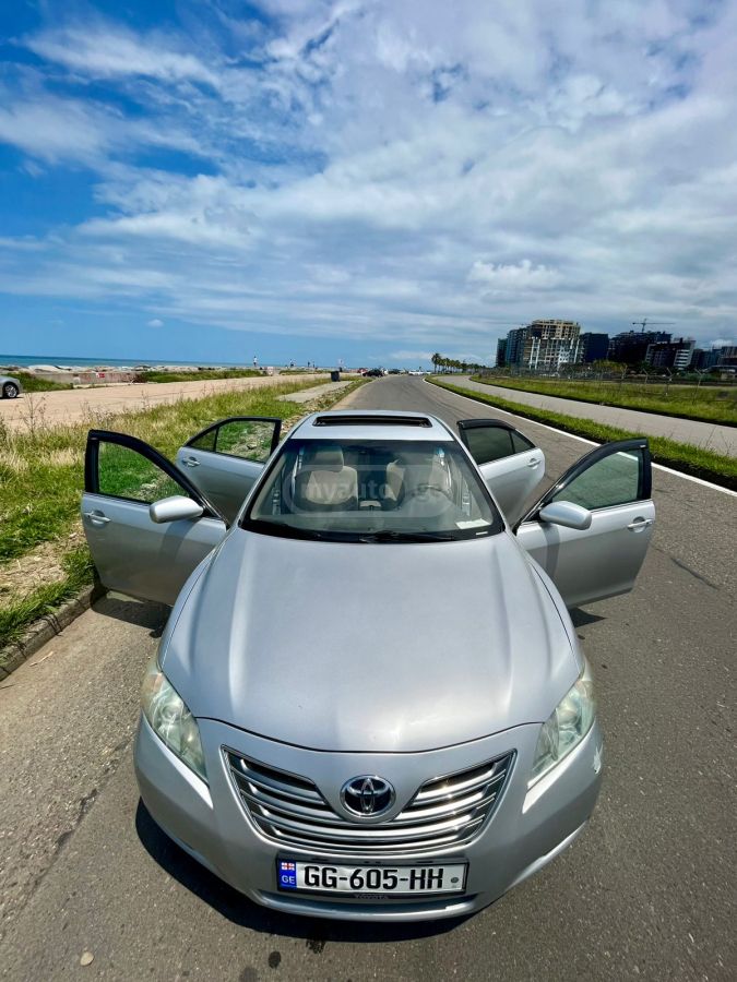 Toyota Camry 2007 — photo 2