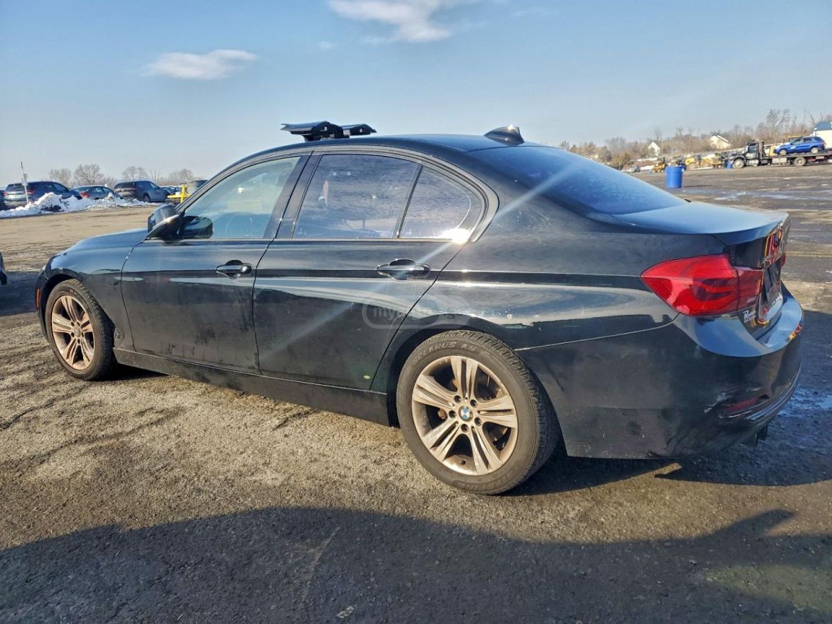 BMW 328 2016 — photo 2