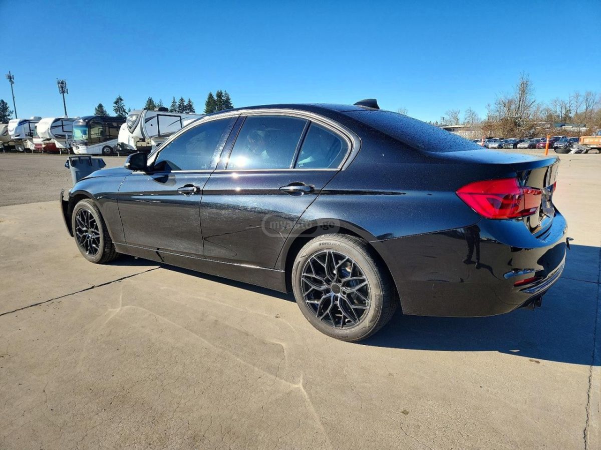 BMW 328 2016 — photo 2