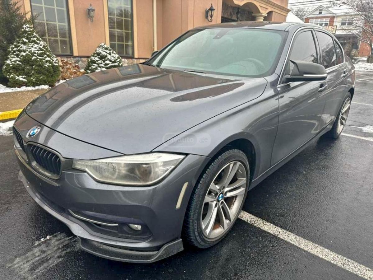 BMW 330
