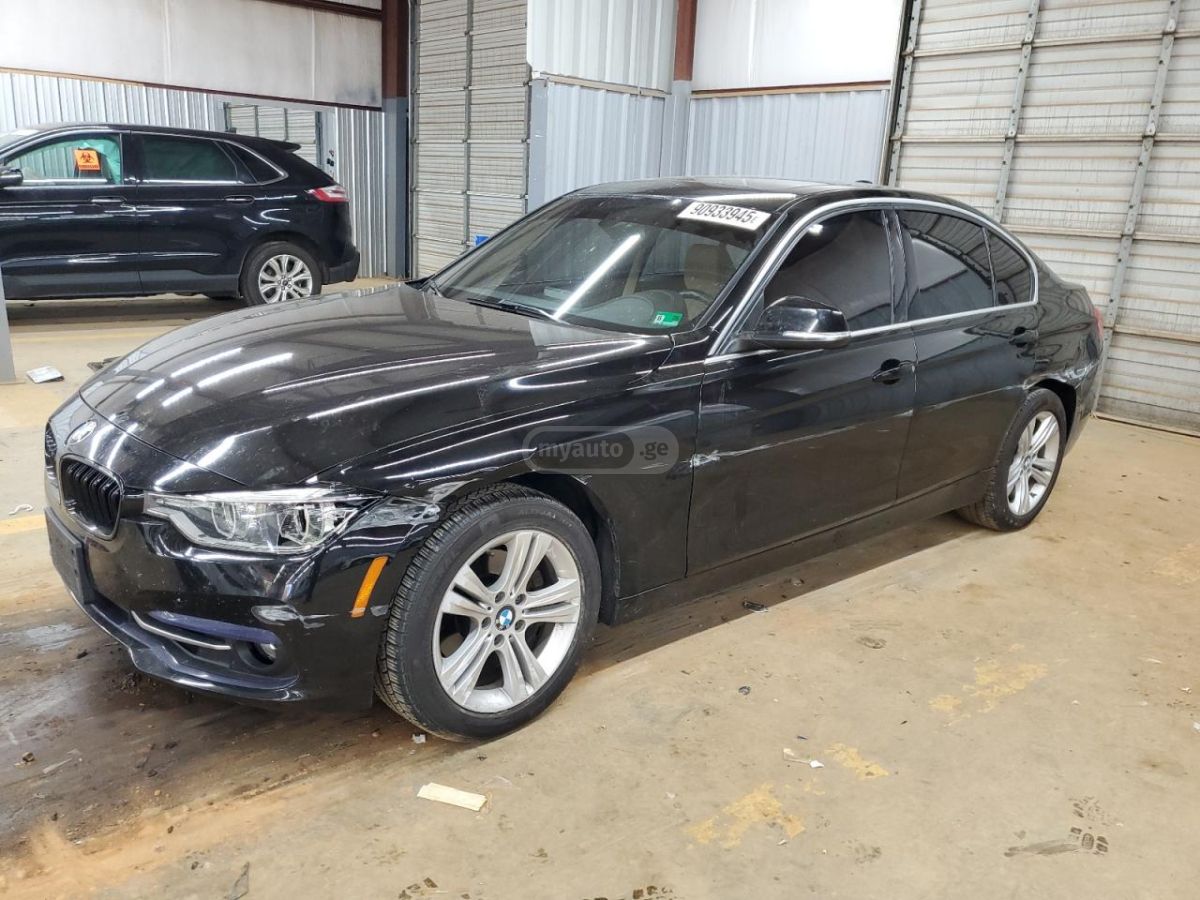 BMW 330