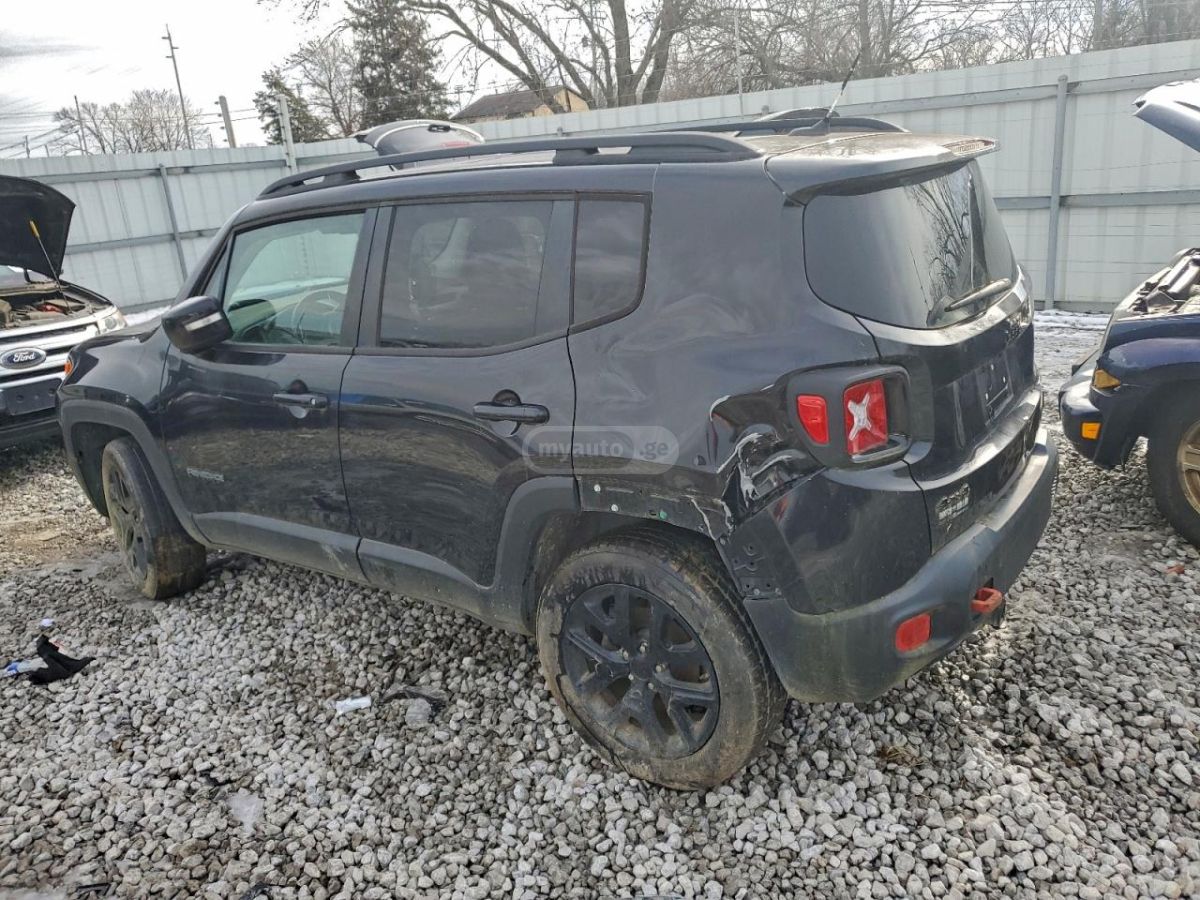 Jeep Renegade 2016 — photo 2