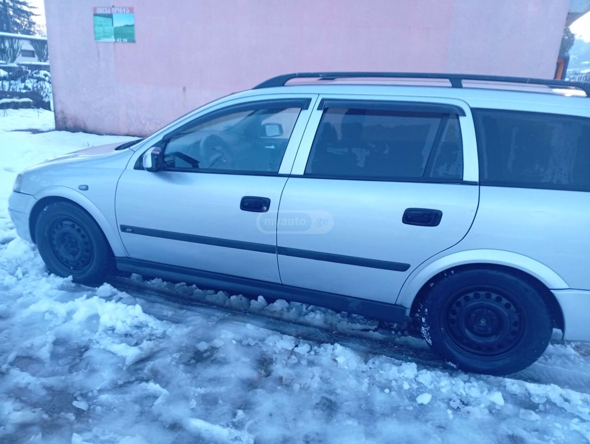 Opel Astra 2000 — photo 2