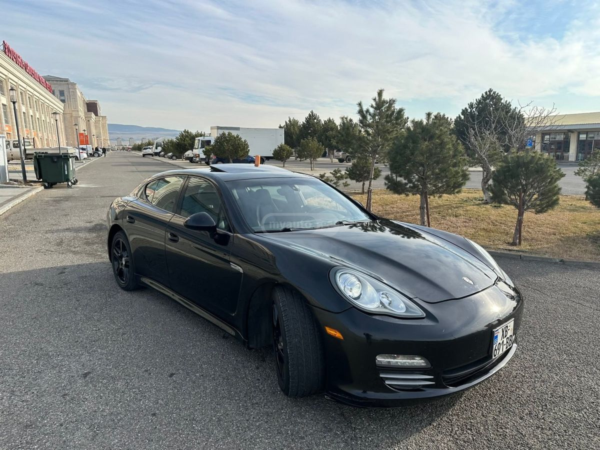 Porsche Panamera
