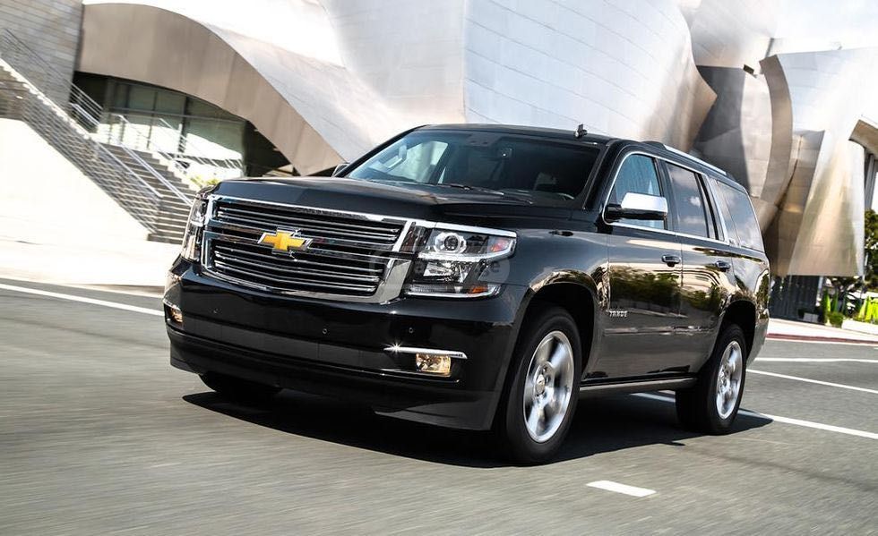 Chevrolet Suburban 2019 — photo 2