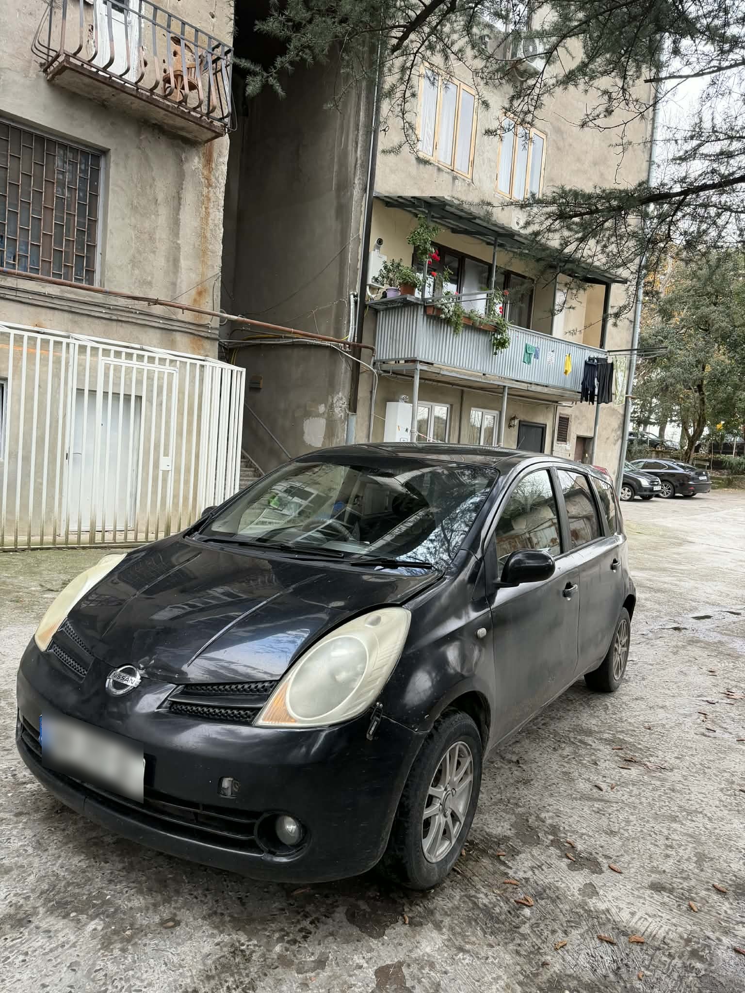 Nissan Note 2005 — photo 2