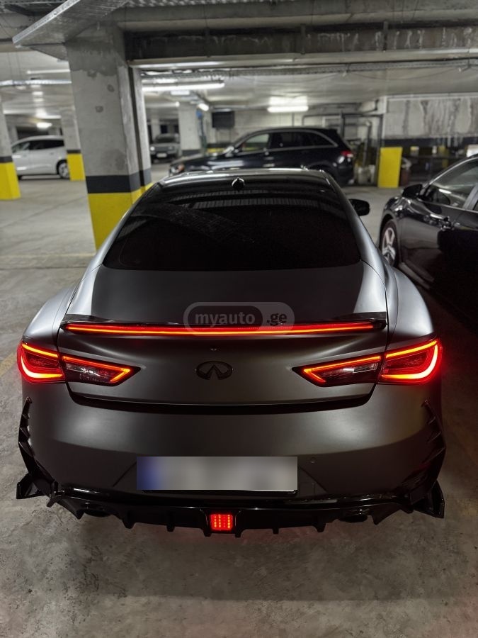Infiniti Q60 2017 — photo 2