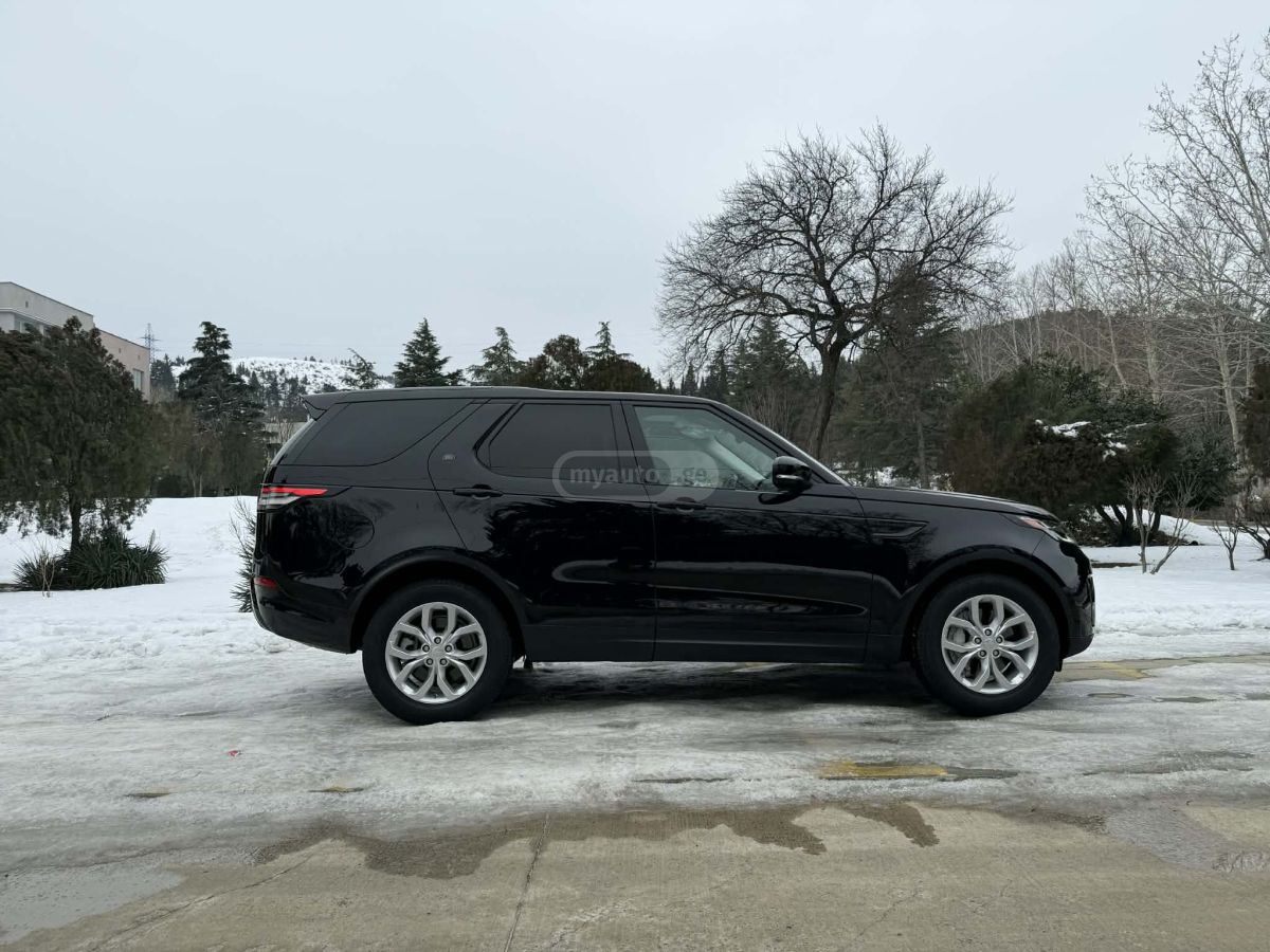 Land Rover Discovery 2019 — photo 2