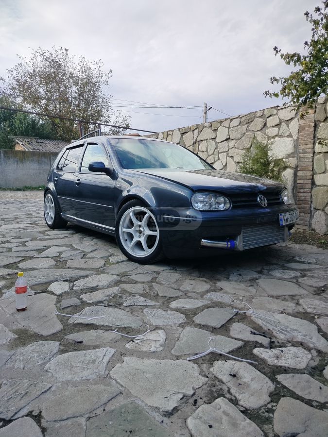 Volkswagen Golf 2001 — photo 2