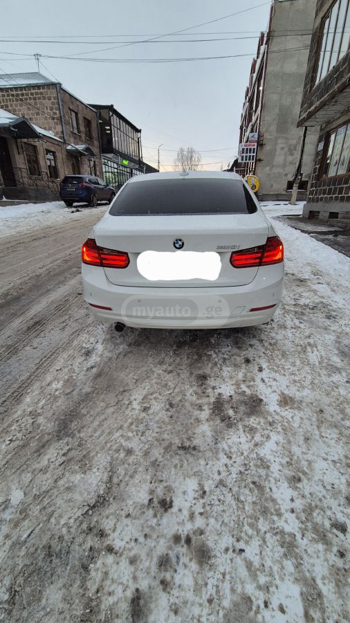 BMW 320 2014 — photo 2