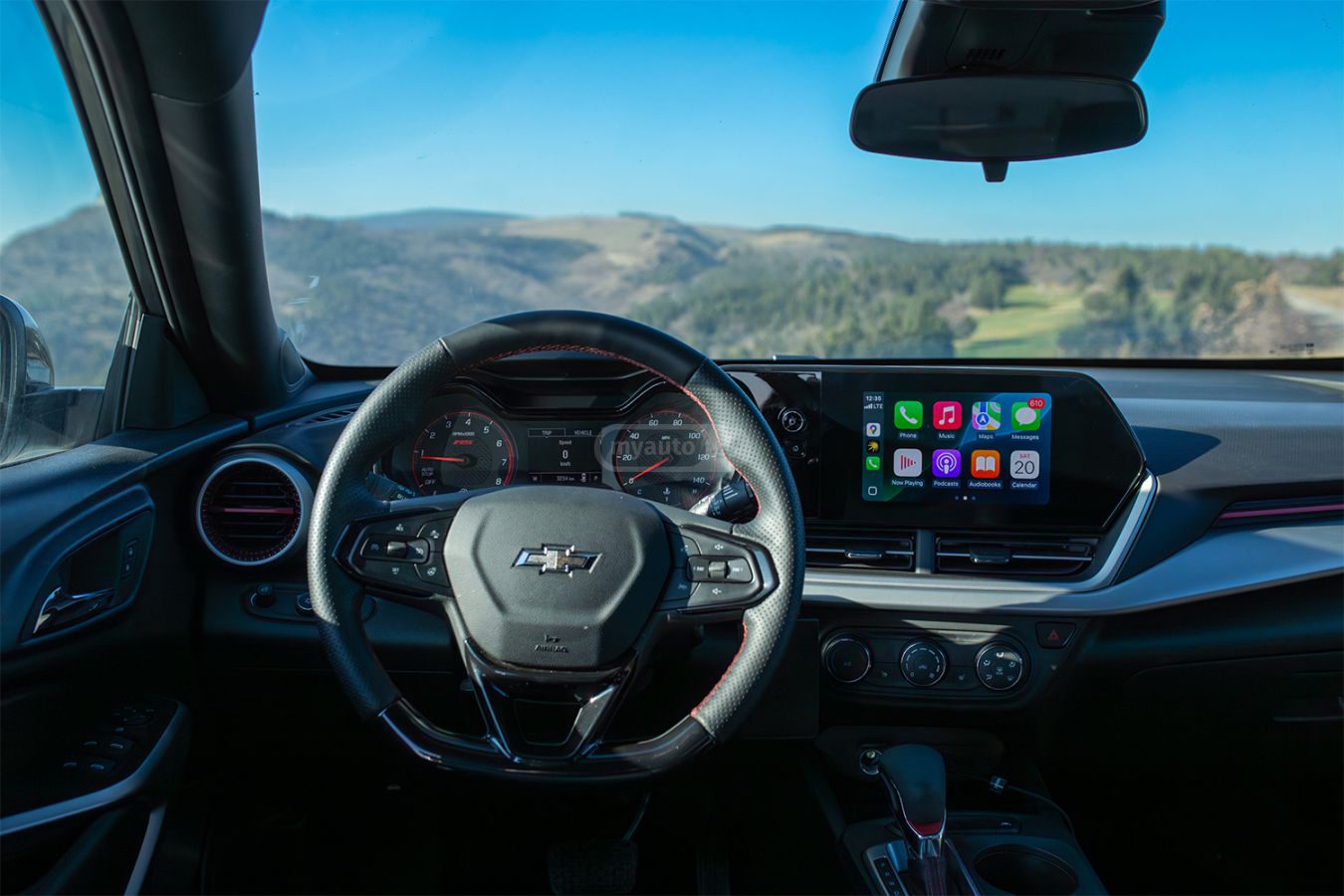 Chevrolet Trax 2025 — photo 2