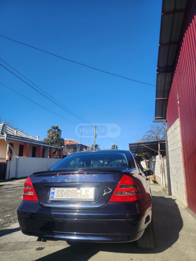 Mercedes-Benz C 230 2000 — photo 2