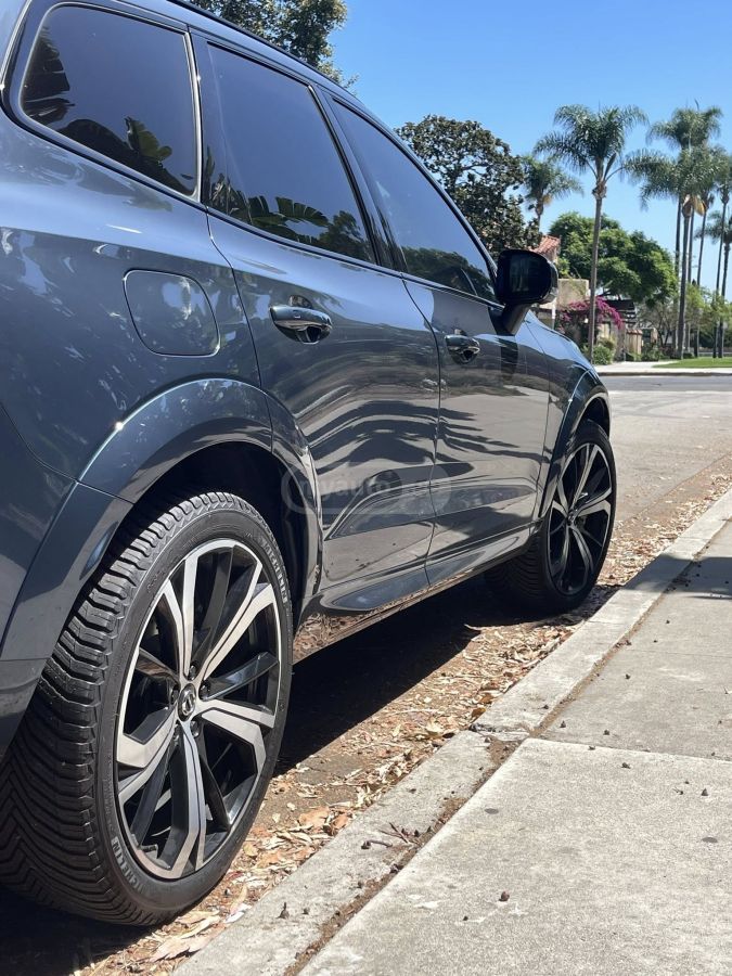 Volvo XC60 2023 — photo 2