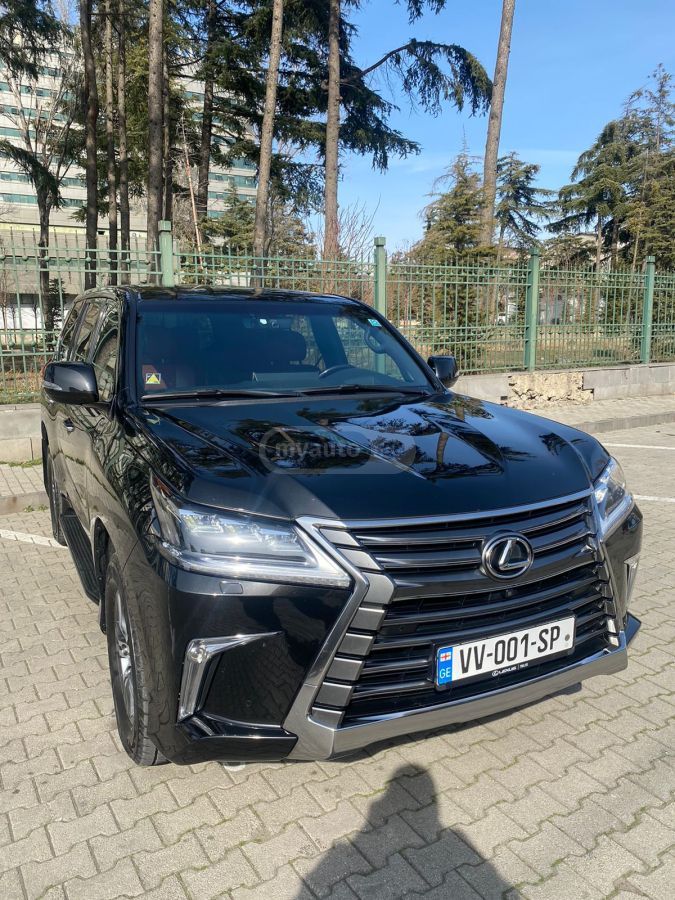 Lexus LX 450 2018 — photo 2