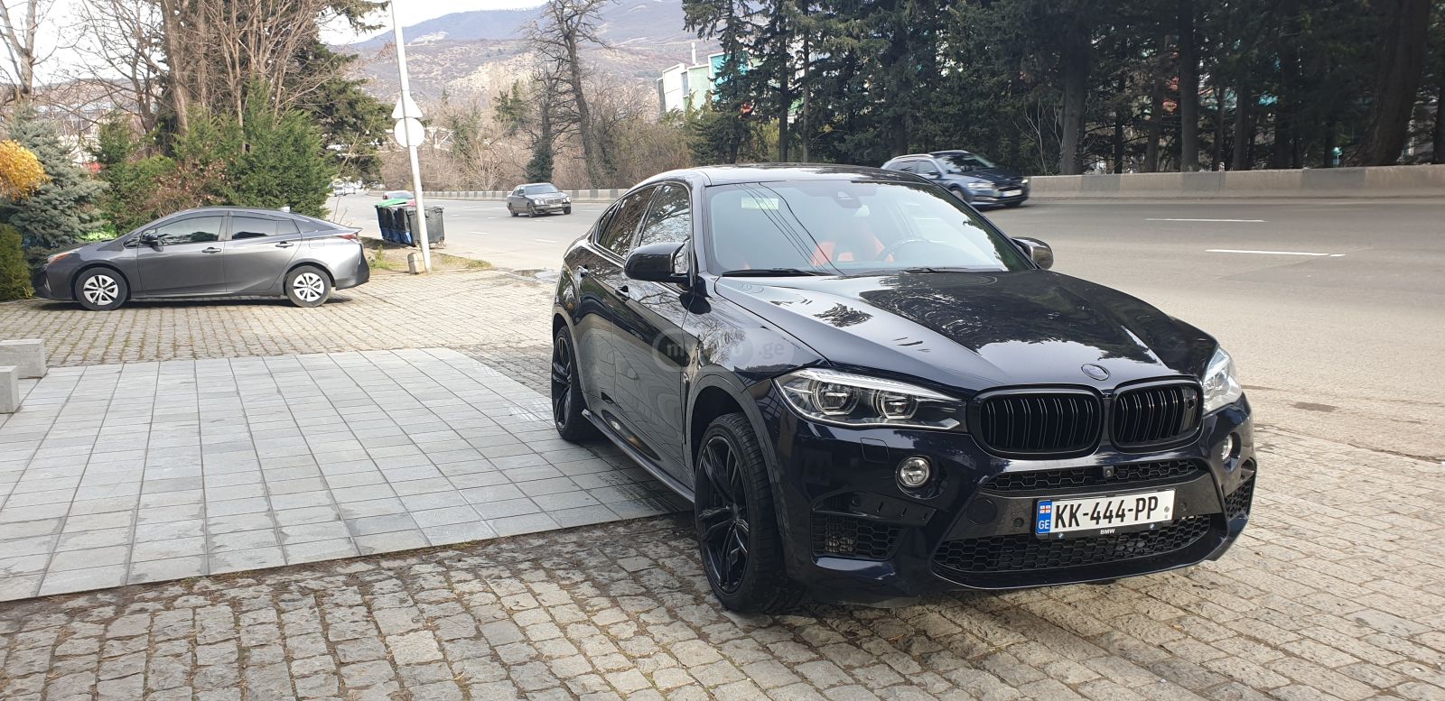 BMW M6 2018 — photo 2