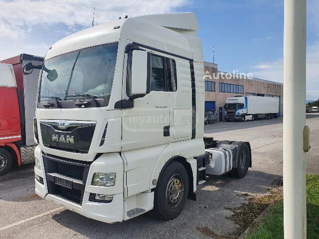 Isuzu TGX 2015 — photo 2