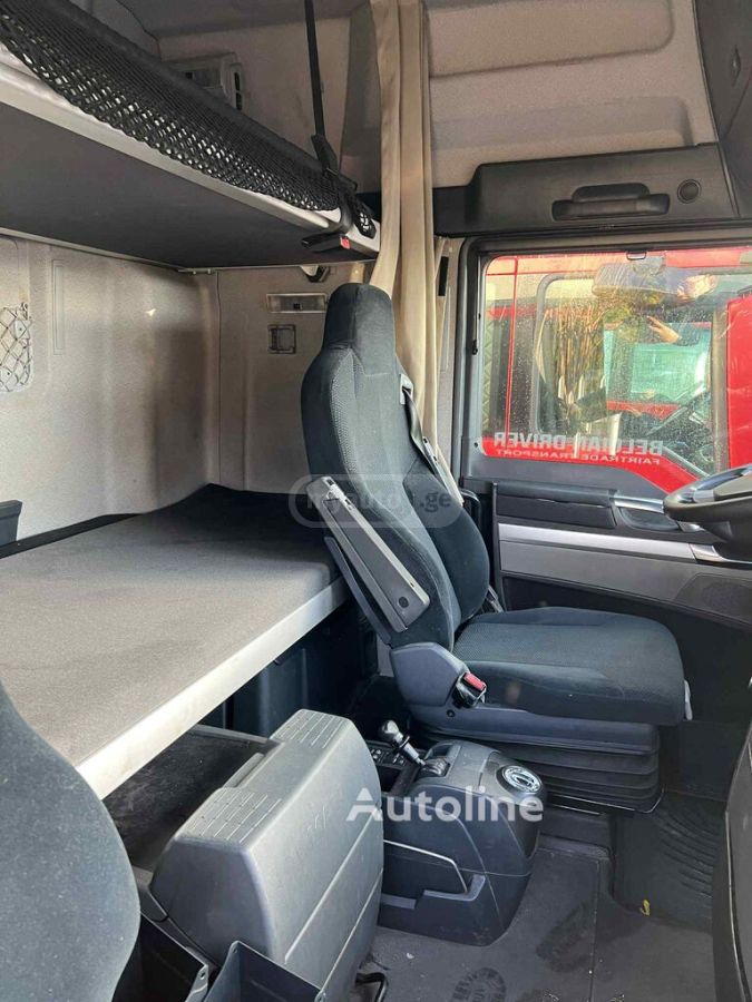 Isuzu TGX 2016 — photo 2