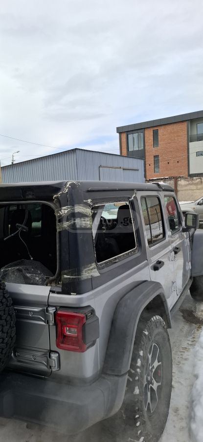 Jeep Wrangler 2018 — photo 2
