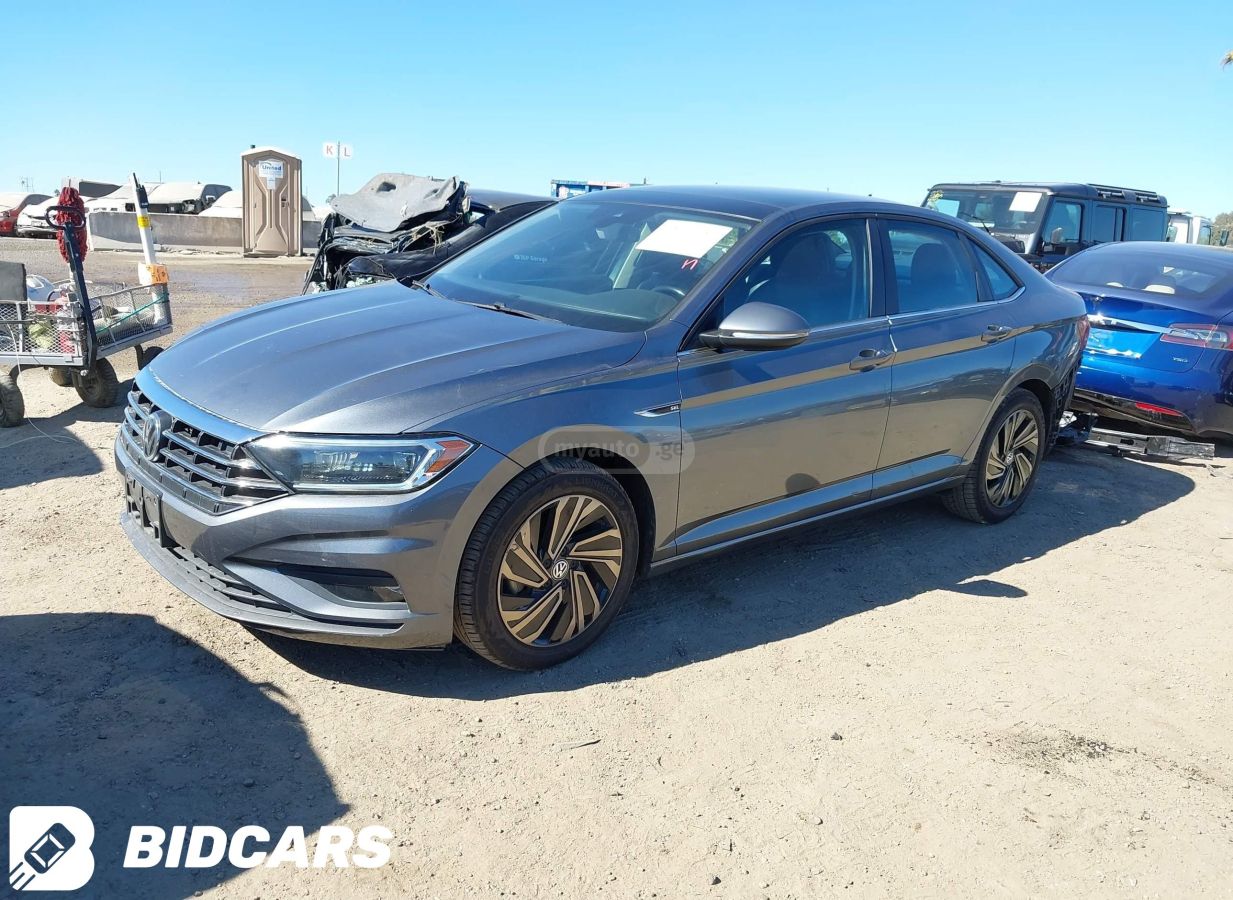 Volkswagen Jetta 2020 — photo 2