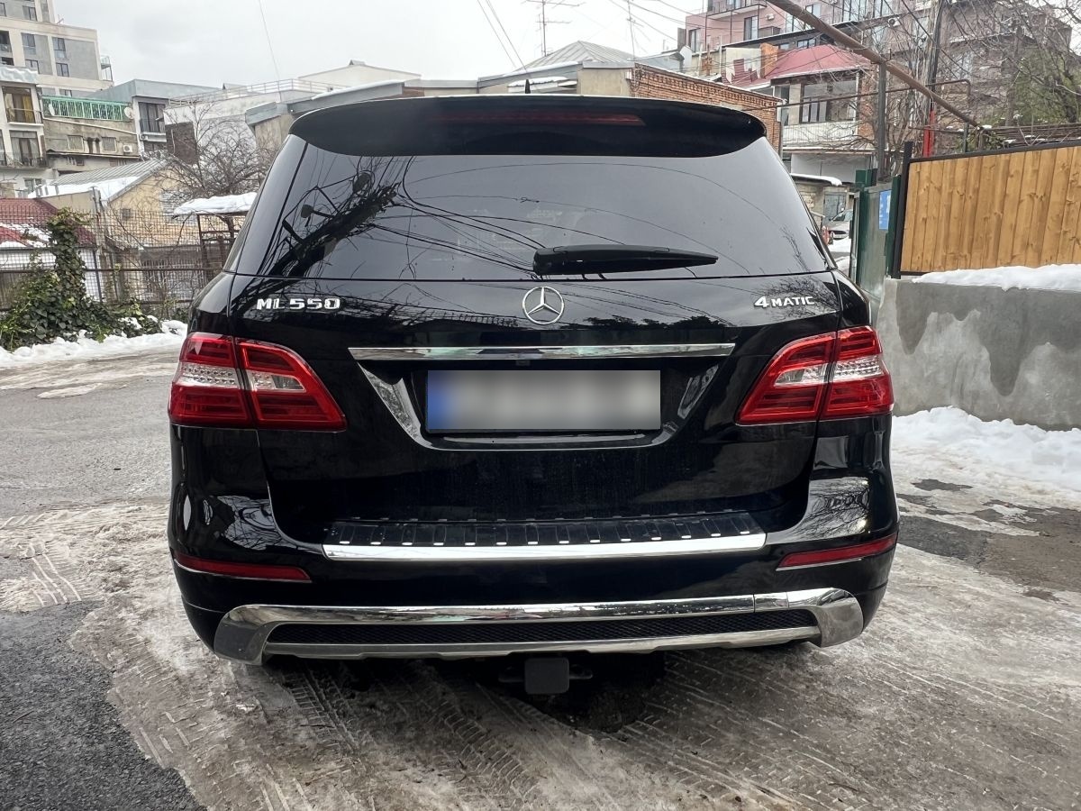 Mercedes-Benz ML 55 AMG 2013 — photo 2