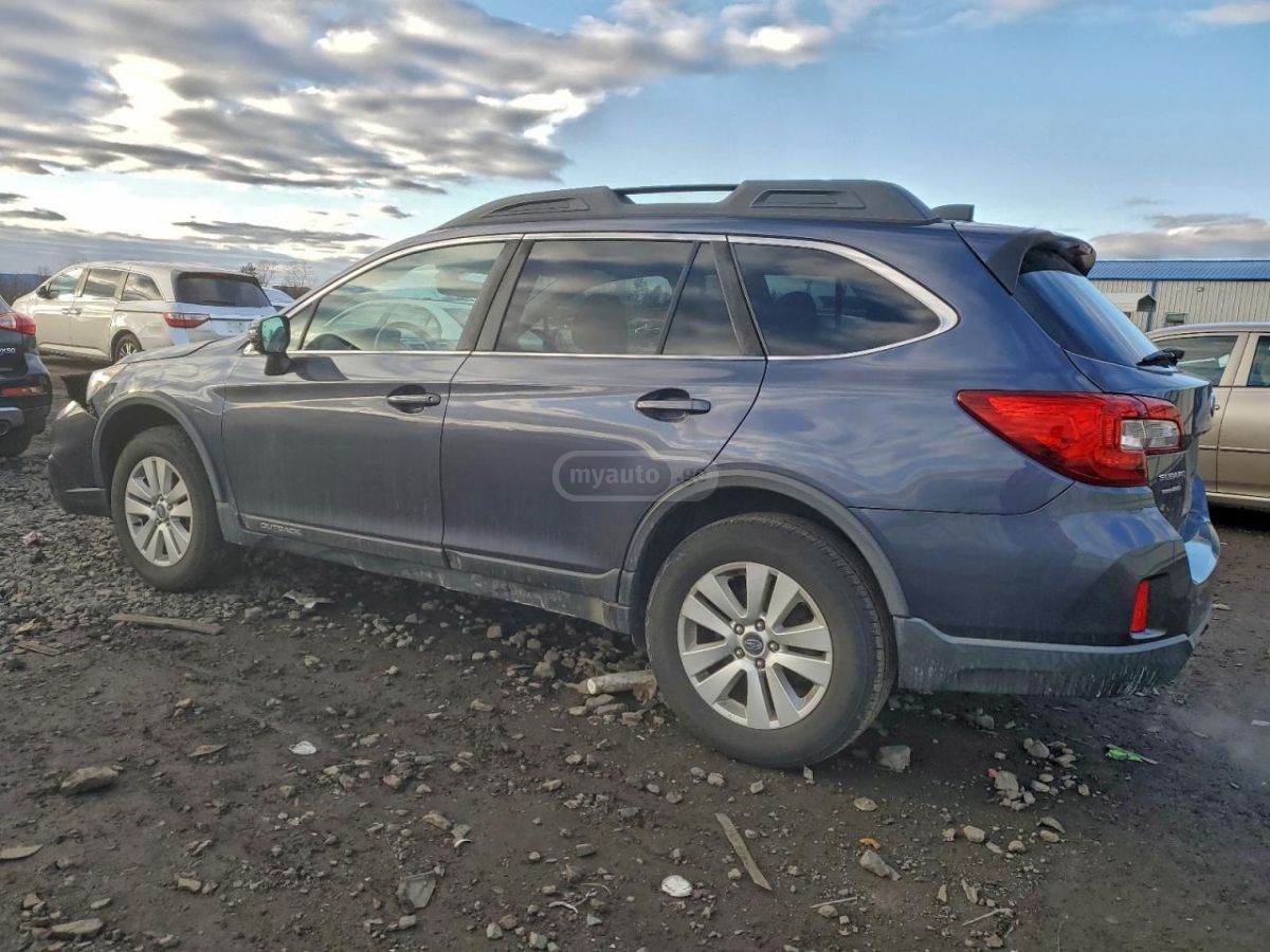 Subaru Outback 2017 — photo 2