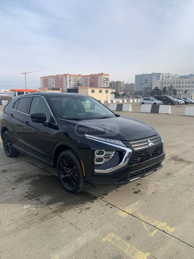 Mitsubishi Eclipse Cross 2024 — photo 2