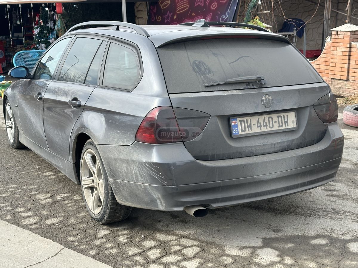 BMW 320 2006 — photo 2