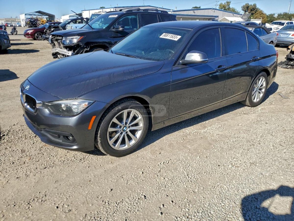 BMW 320