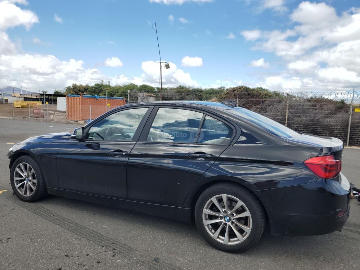 BMW 320 2017 — photo 2