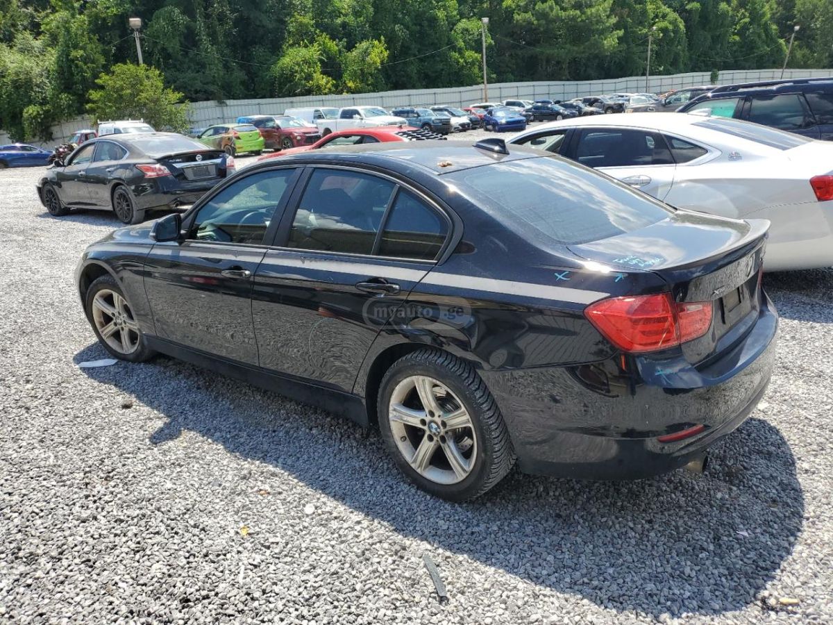 BMW 320 2015 — photo 2