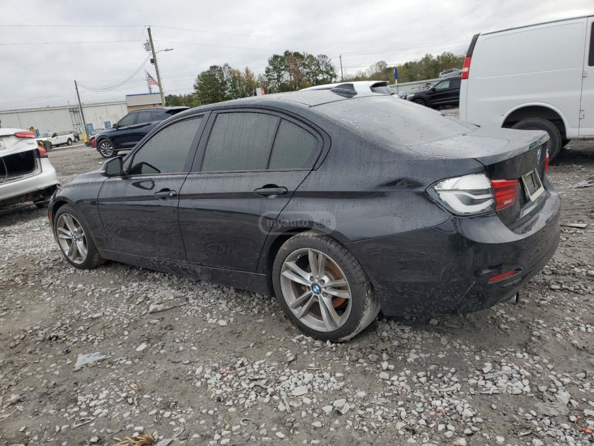 BMW 320 2016 — photo 2