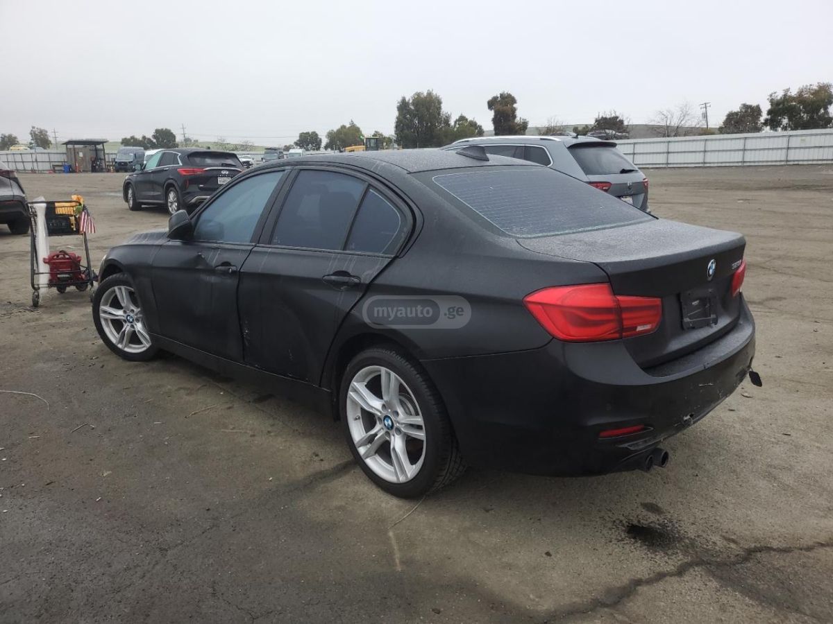 BMW 328 2016 — photo 2