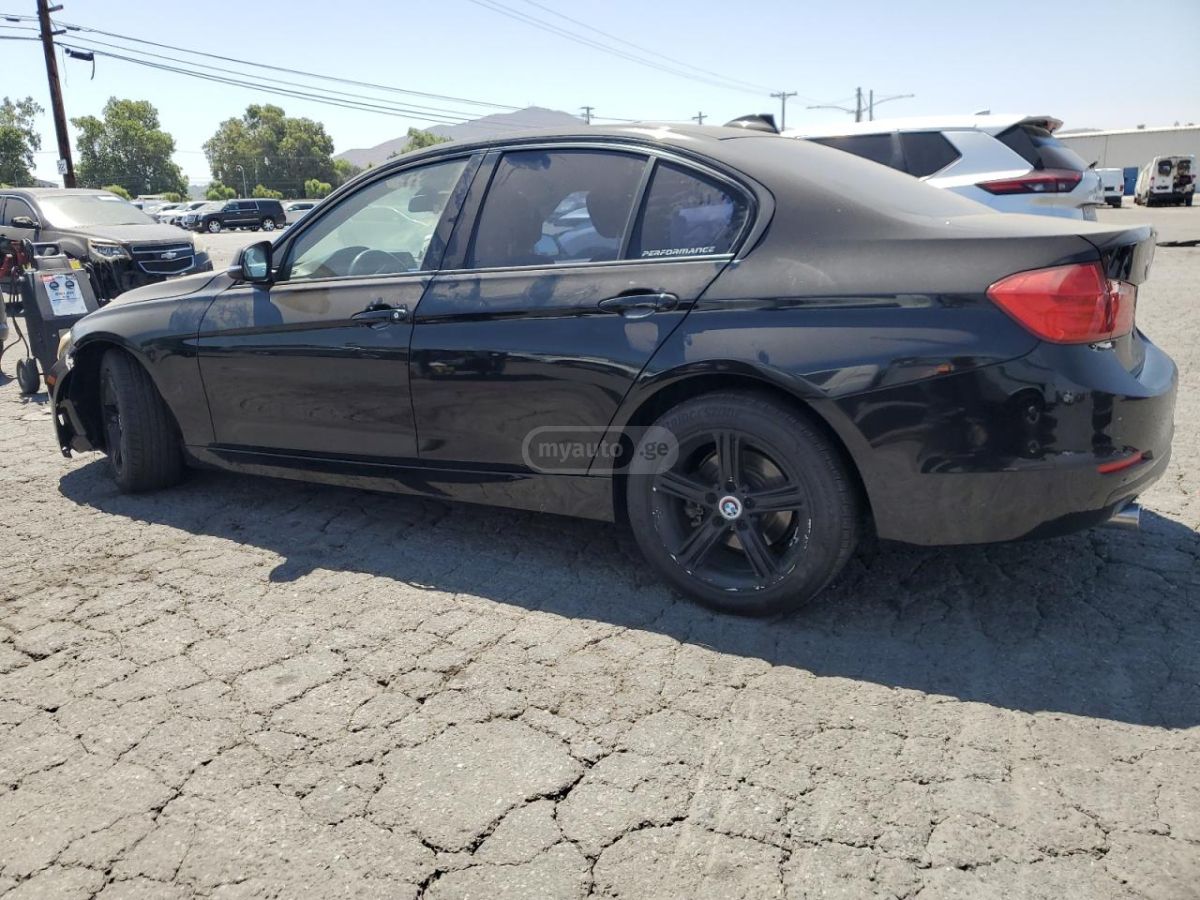 BMW 320 2015 — photo 2