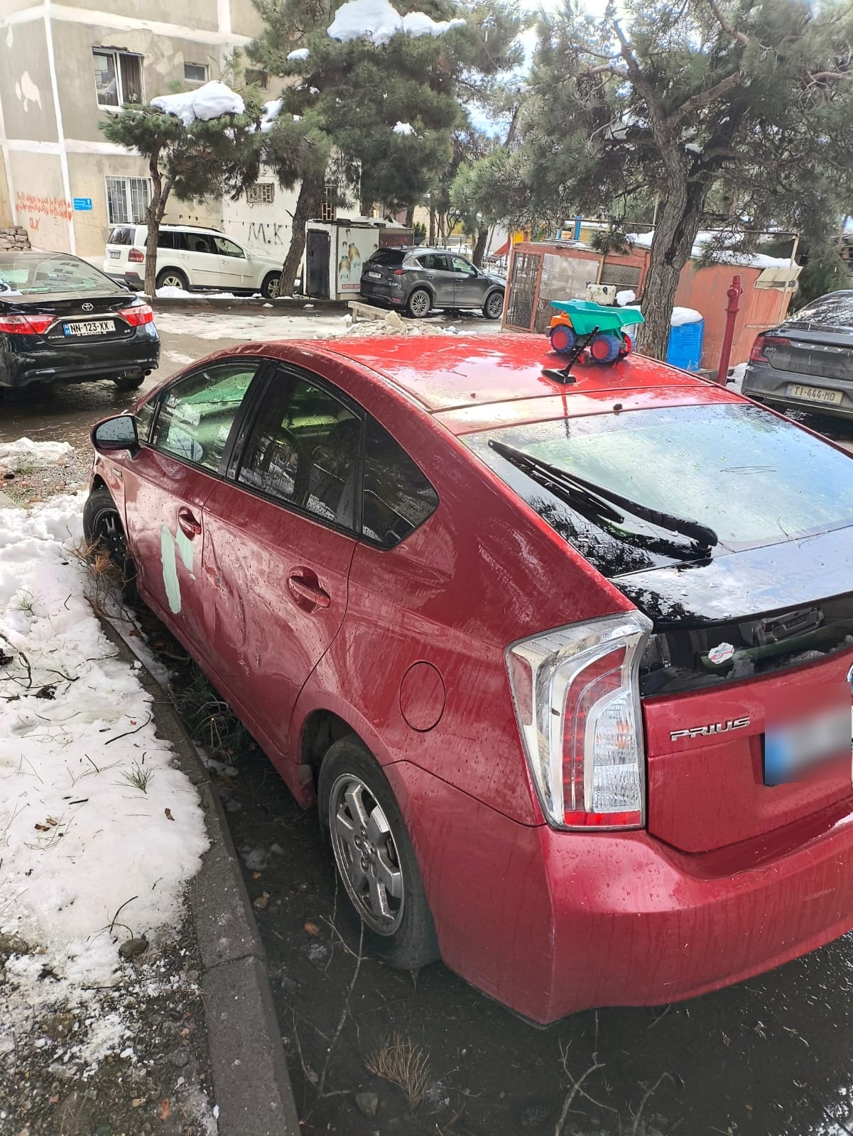 Toyota Prius 2012 — photo 2