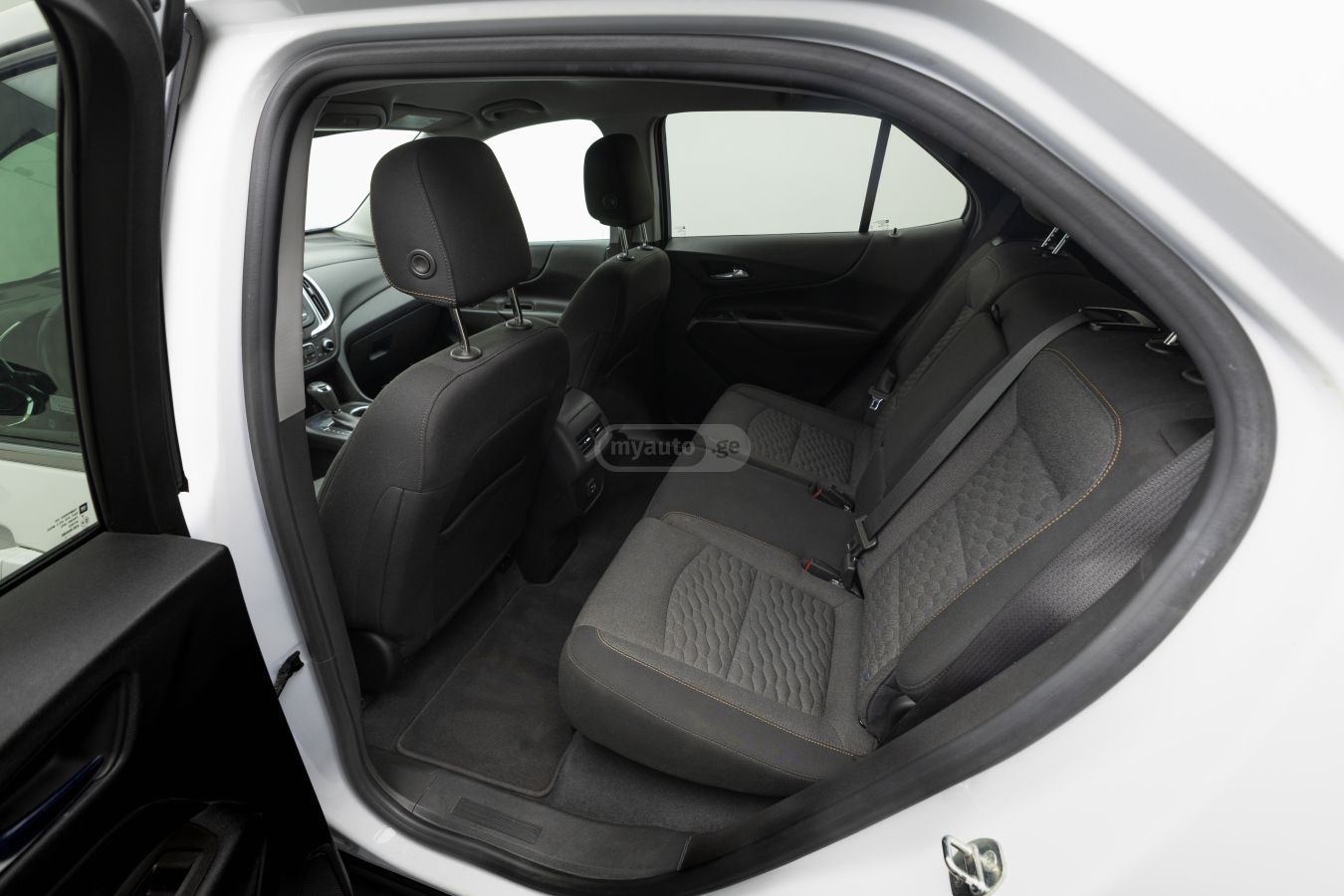 Chevrolet Equinox 2021 — photo 2