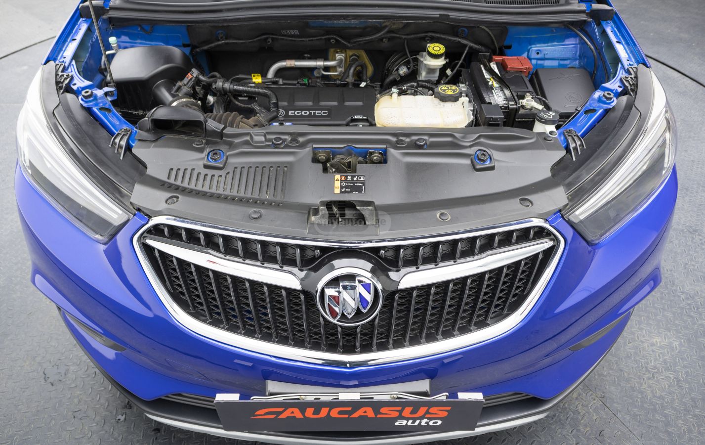 Buick Encore 2017 — photo 2