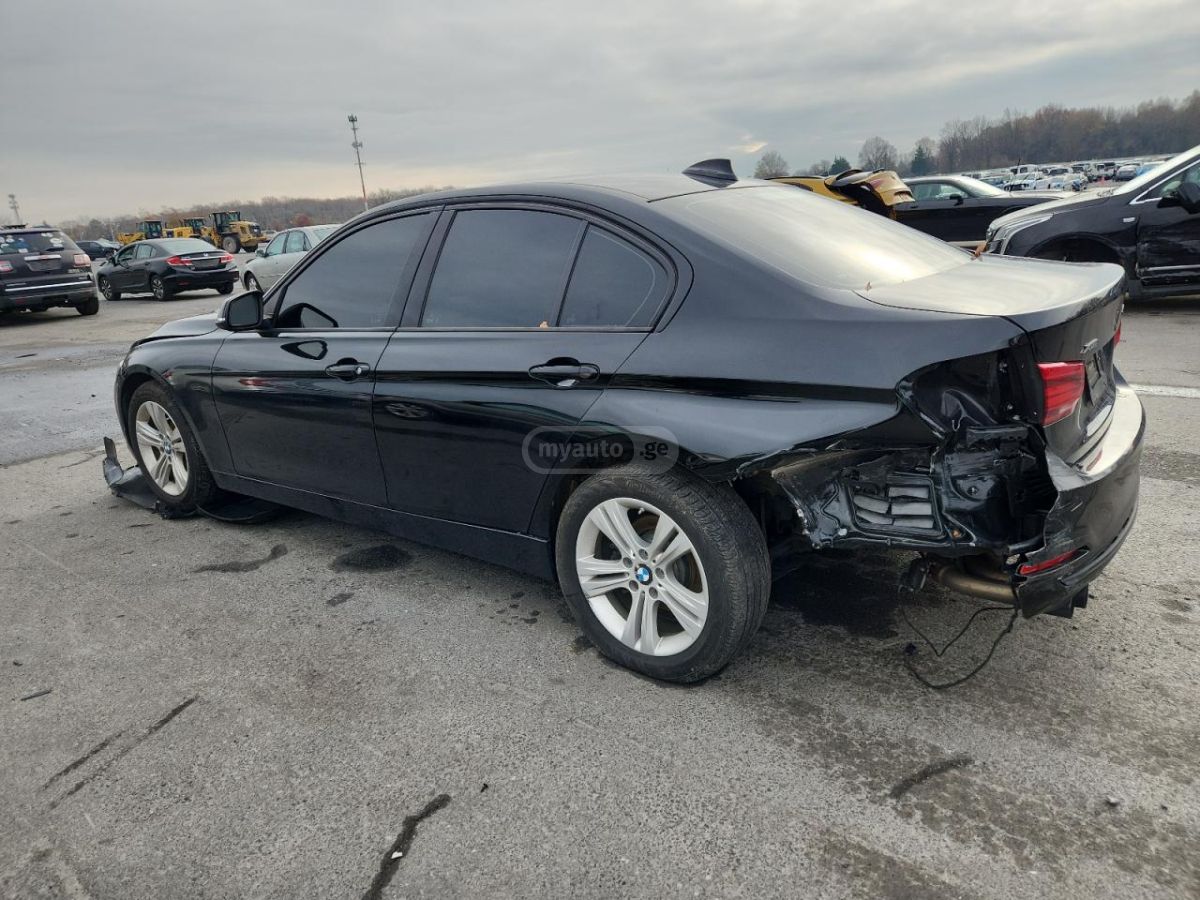 BMW 328 2016 — photo 2
