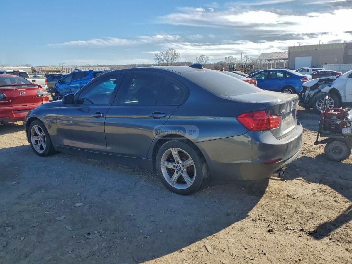 BMW 328 2015 — photo 2