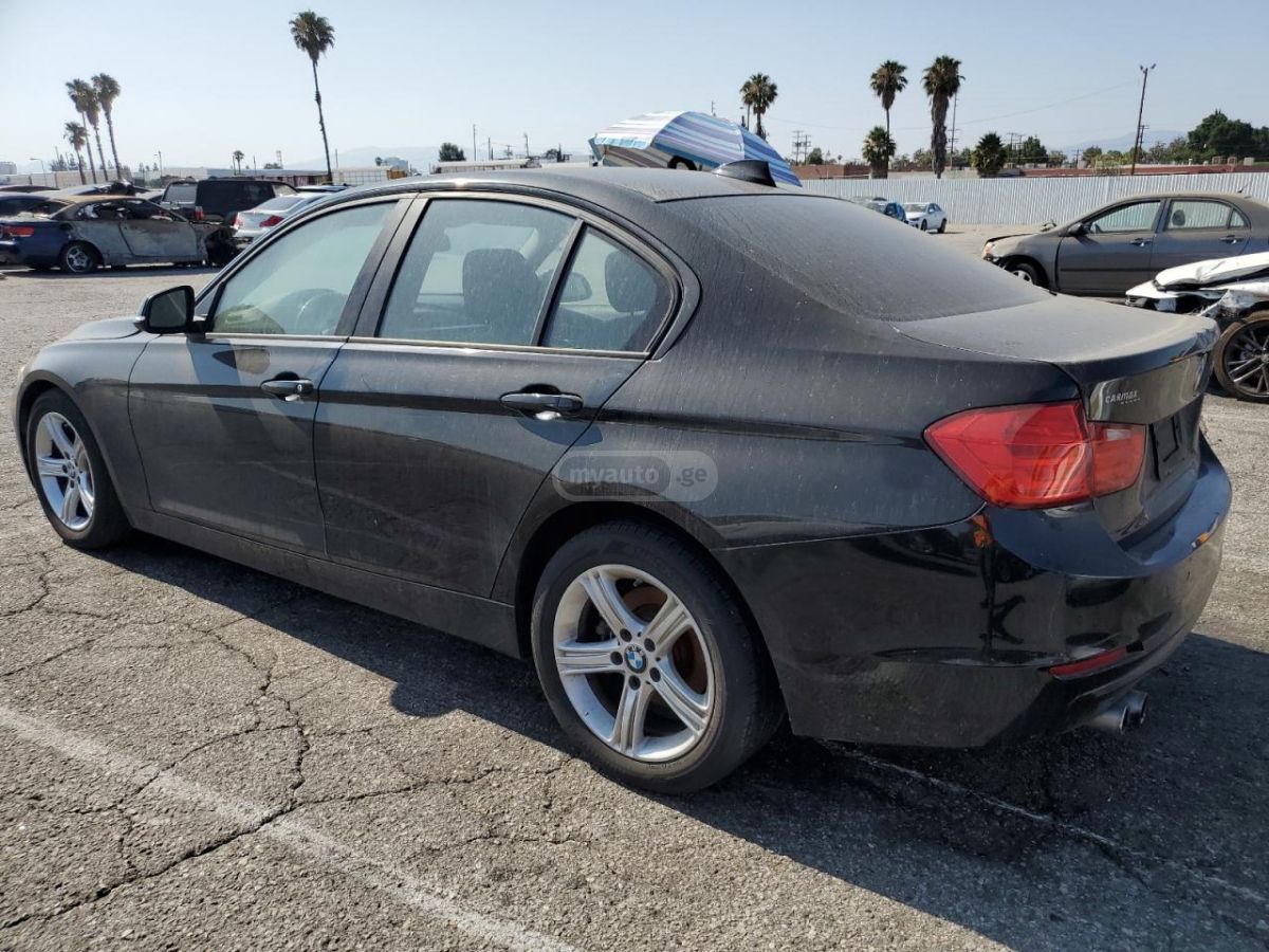 BMW 328 2015 — photo 2