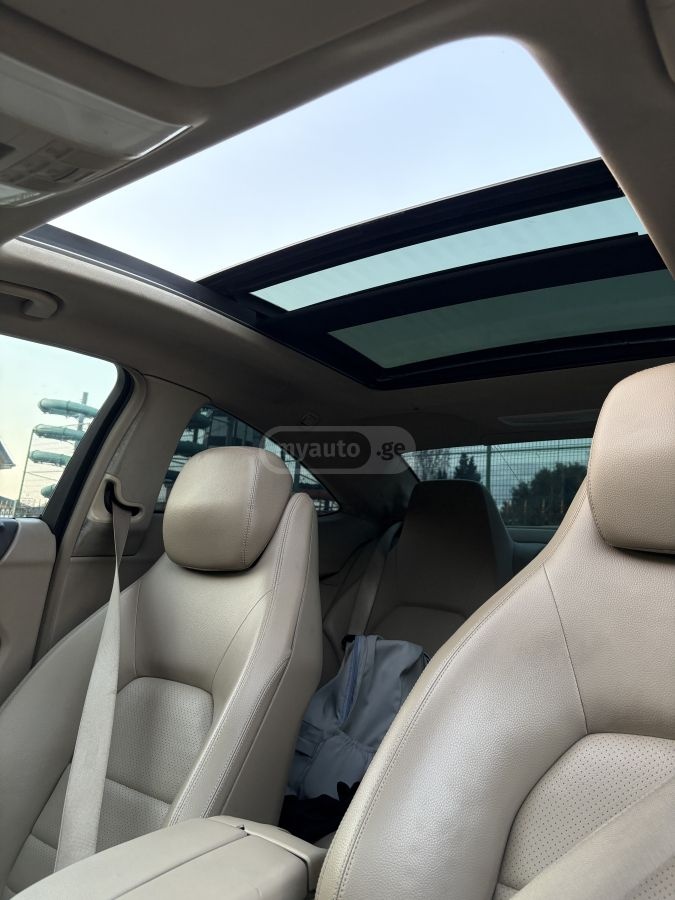 Mercedes-Benz C 250 2012 — photo 2