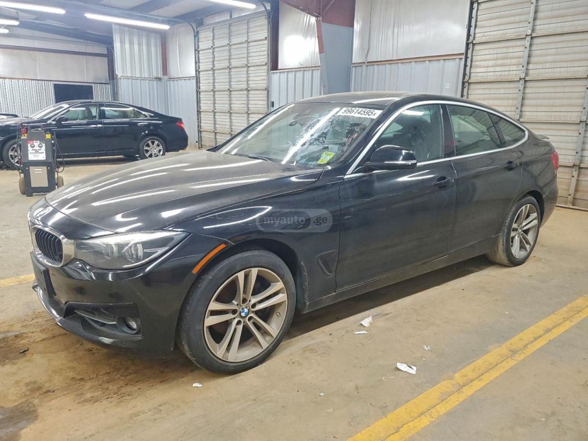 BMW 330
