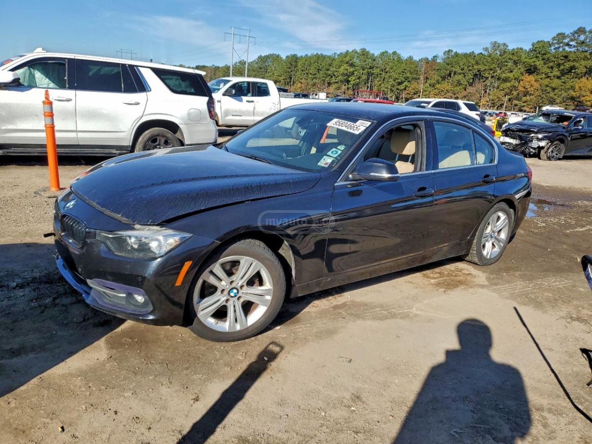 BMW 330