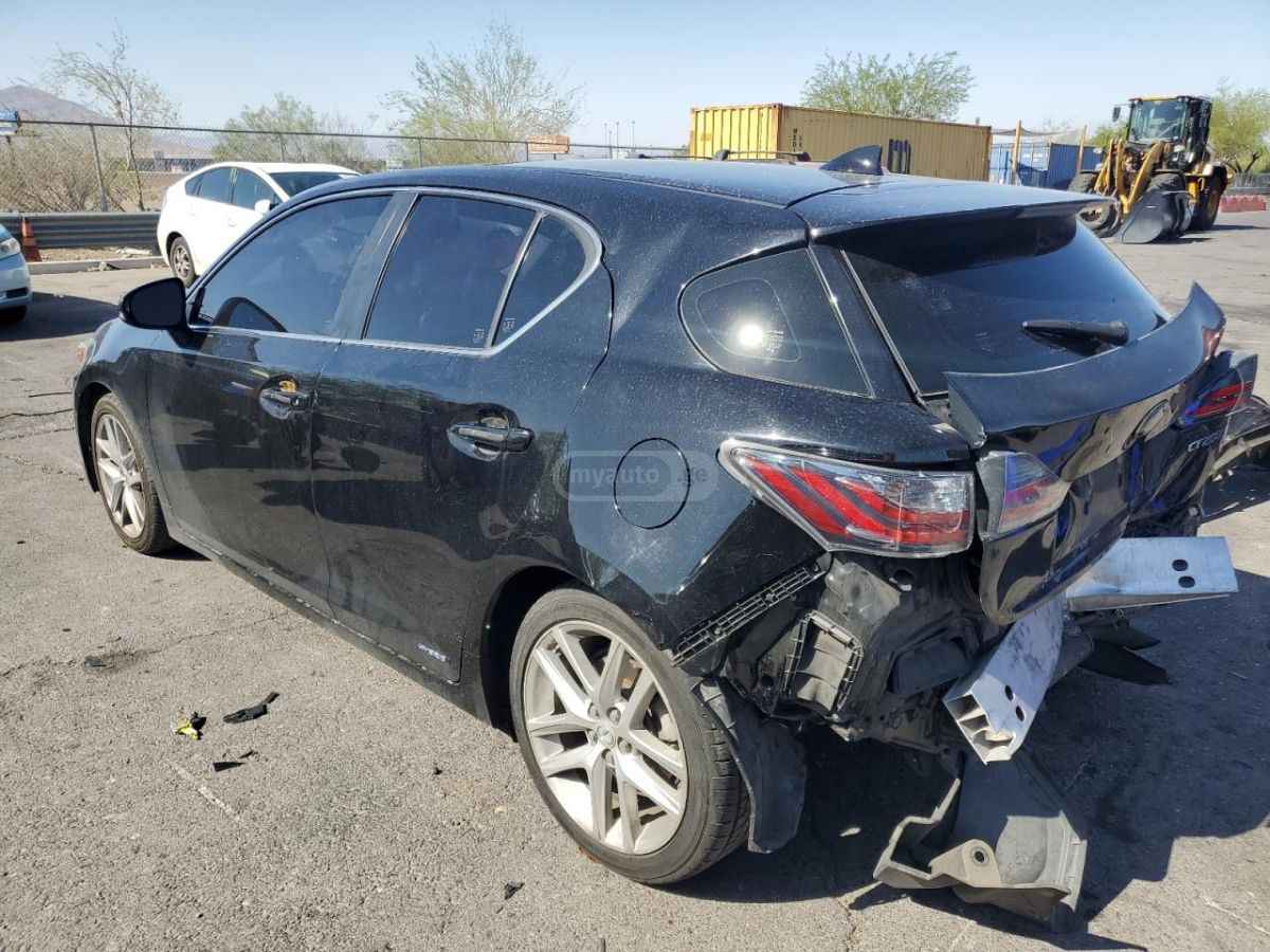 Lexus CT 200 h 2015 — photo 2