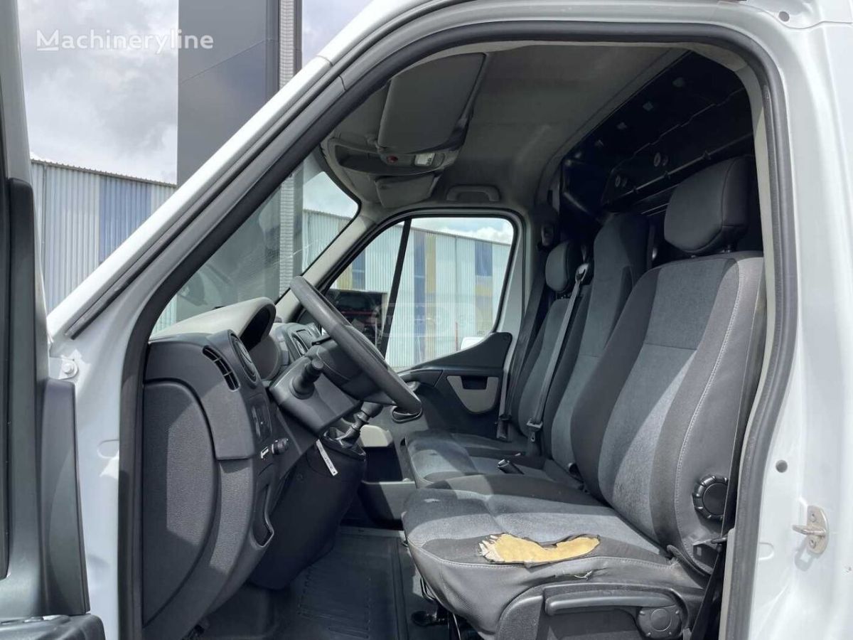 Renault Master 2017 — photo 2
