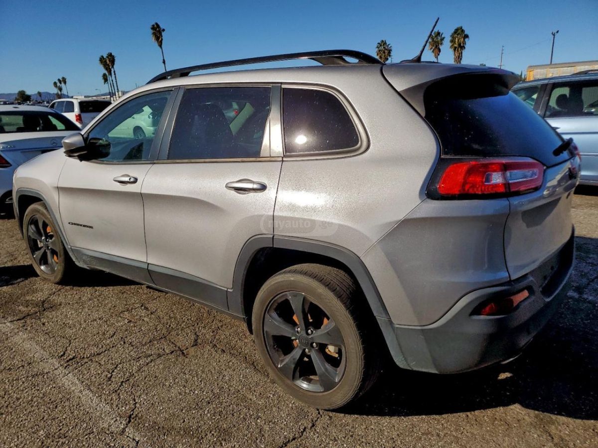 Jeep Cherokee 2018 — photo 2
