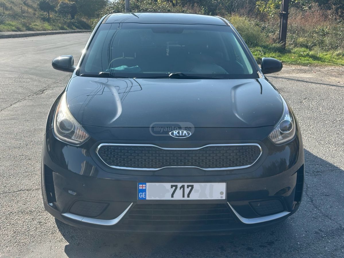 Kia Niro 2017 — photo 2