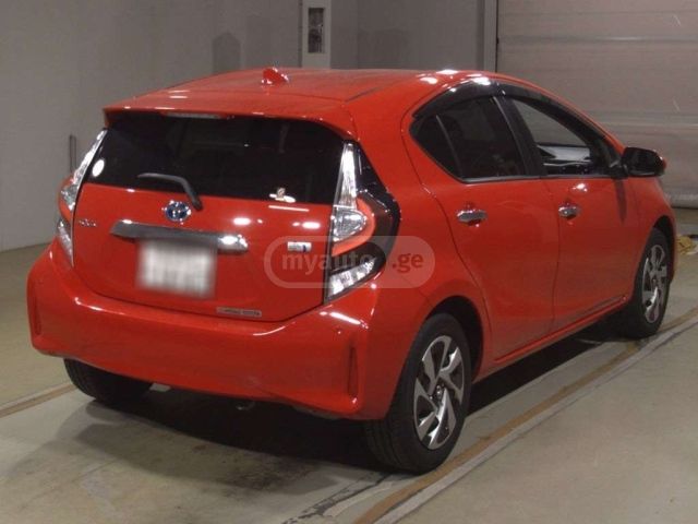 Toyota Aqua 2021 — photo 2
