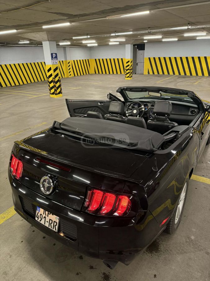 Ford Mustang 2014 — photo 2