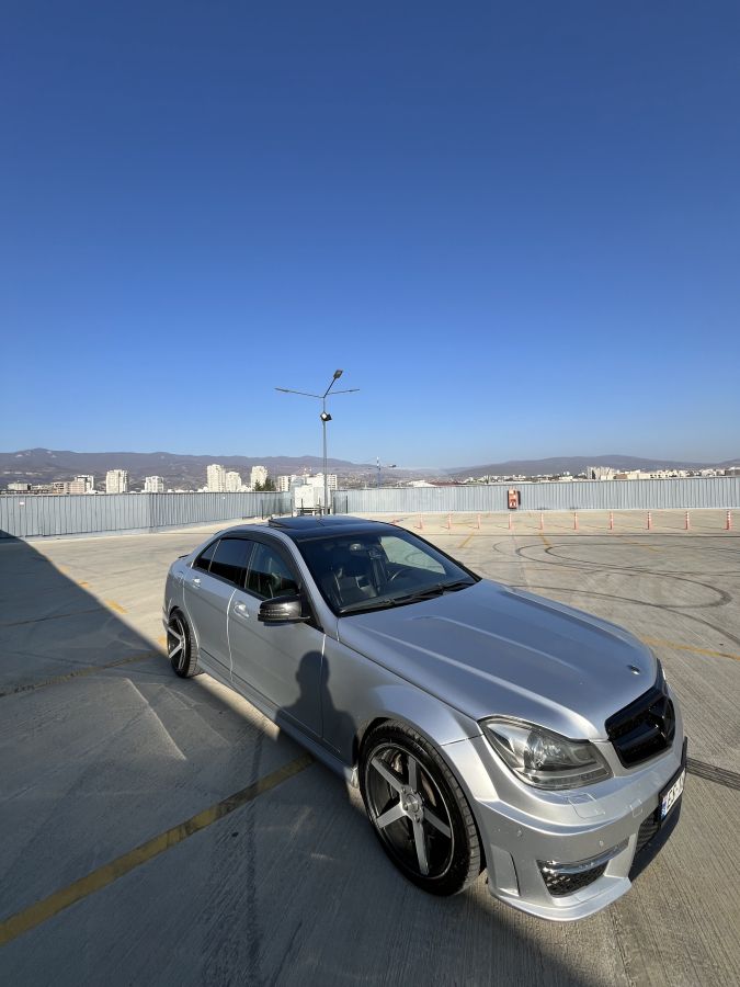 Mercedes-Benz C 300 2012 — photo 2