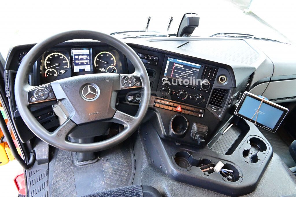 Mercedes-Benz Antos 2014 — photo 2